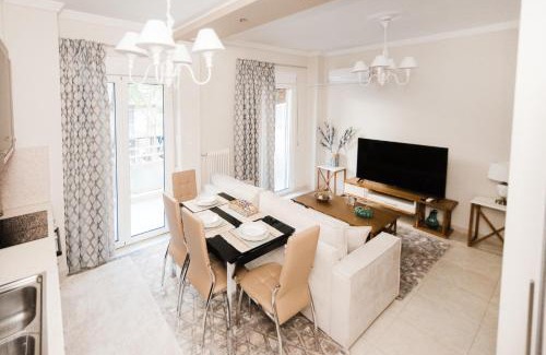 Zavlani Apartment | Best House, Ellinou Stratiotou, Ayia, Patra