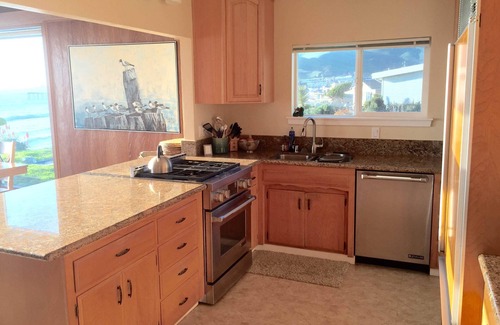 Cayucos House | Best Location! Best View! - EXCLUSIVELY ON VRBO