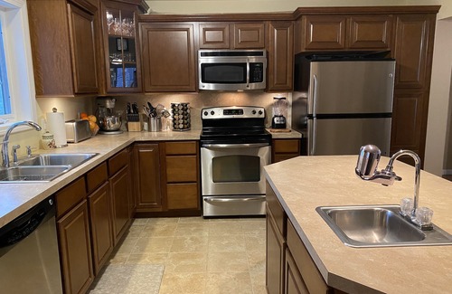 Lake Ariel House | Best Rental in Lake Community at The Hideout-Lake Ariel, PA | Poconos