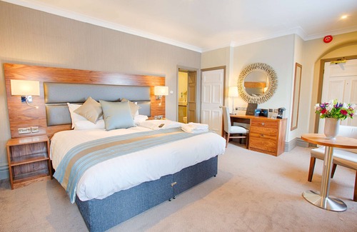 Chilworth Hotel | Best Western Chilworth Manor Hotel