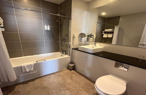 Chilworth Hotel | Best Western Chilworth Manor Hotel