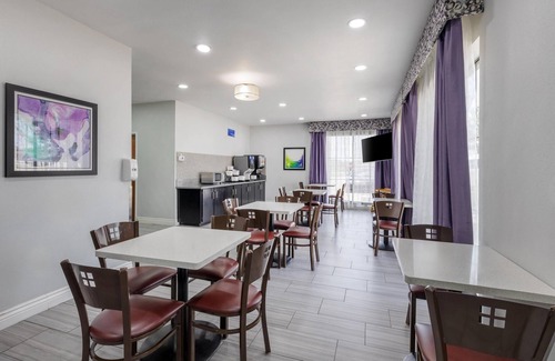 Corsicana Hotel | Best Western Executive Inn