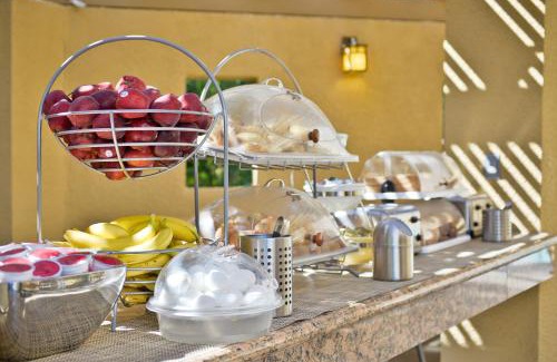 The Mesa Hotel | Best Western Inn at Palm Springs