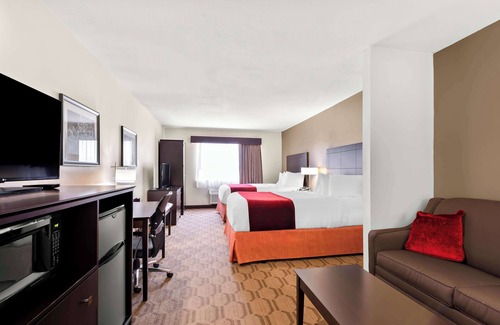 Palmyra Hotel | Best Western Palmyra Inn & Suites