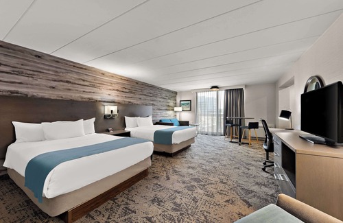 Richmond Hill Hotel | Best Western Parkway Hotel Toronto North