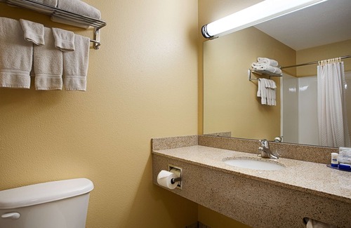 Hubbard Hotel | Best Western Penn-Ohio Inn & Suites