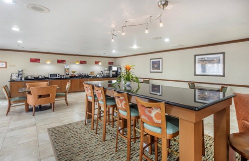 Schertz Hotel | Best Western Plus Atrium Inn