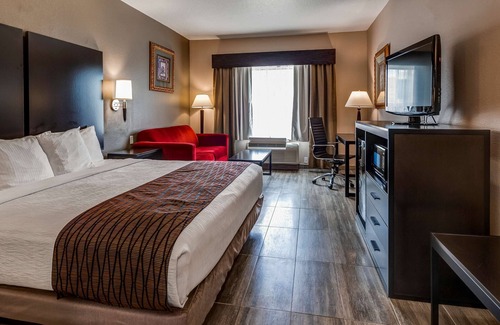 North Shore Hotel | Best Western Plus Heritage Inn