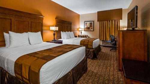 Salina Hotel | Best Western Plus Midwest Inn & Suites