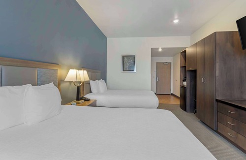 Nampa Hotel | Best Western Plus Peppertree Nampa Civic Center Inn
