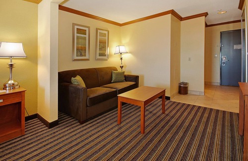 Galveston Hotel | Best Western Plus Seawall Inn & Suites By The Beach