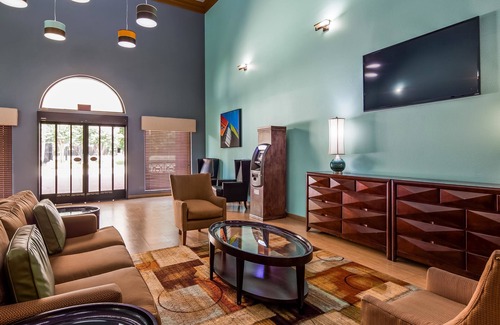 College Park Hotel | Best Western Plus The Woodlands