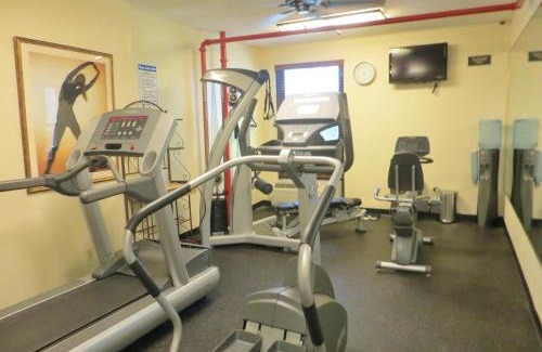 Florida Center Hotel | Best Western Plus Universal Inn - Free Shuttle to Universal Studios!