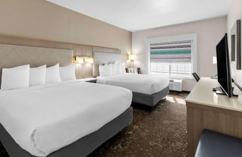 Winnetonka Hotel | Best Western Worlds Of Fun