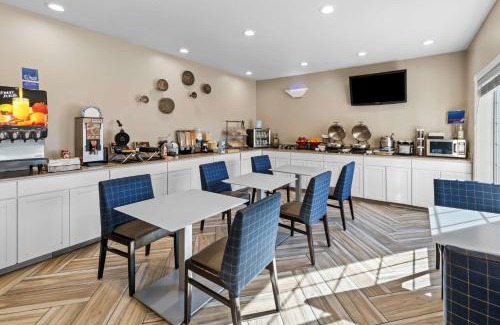 Winnetonka Hotel | Best Western Worlds Of Fun