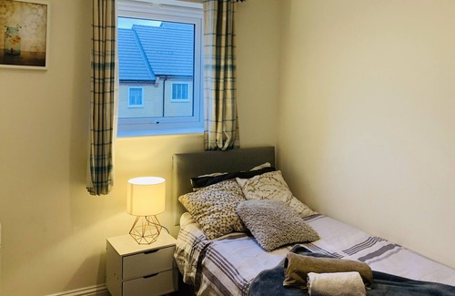 Sittingbourne House | Beta, Double Room, City Centre, Sittinbourne Kent
