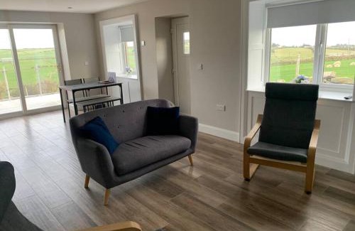 Newry House | Betty's Cottage