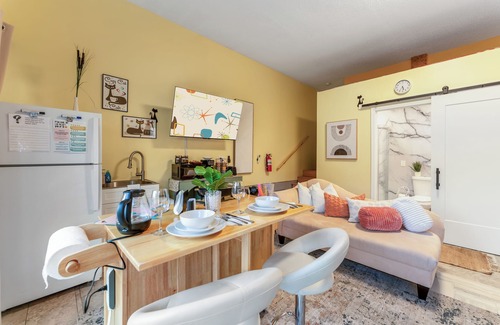 Whitemarsh Island Apartment | Between Downtown + Tybee - Cozy Vibes