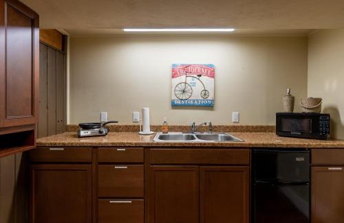 Warren House | Between the Pines