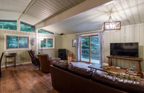 Warren House | Between the Pines