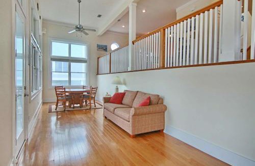 Plantation House | Between Tides