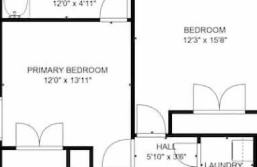 Greer House | Beverly West~ 1 Mile to Downtown Greer!