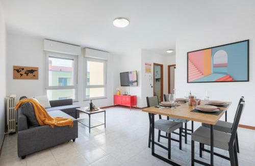 Grassobbio Apartment | BGY Colorful Home