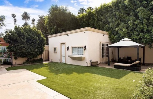 The Flats House | BH Flats European Mansion