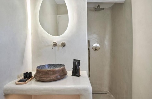 Mykonos Hotel | BH098 - C - Room Mykonos