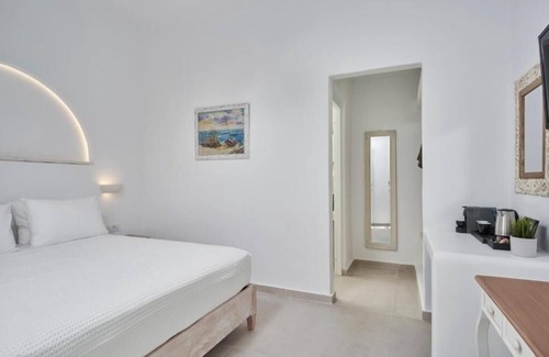 Mykonos Hotel | BH098 - C - Room Mykonos