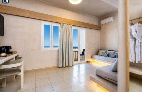 Karterados Apartment | BH586 - C - Suite Santorini