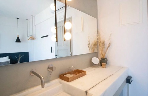 Logaras Apartment | BH967 - C- Suite Paros