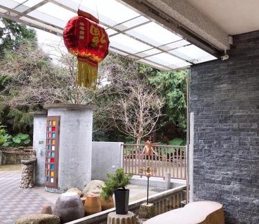 Lugu Cabin | Bi Xuelin