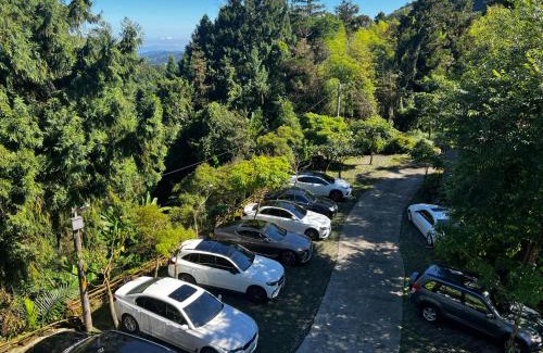 Lugu Cabin | Bi Xuelin