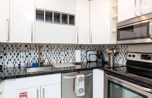 Warm Sands Condo | Biarritz Escape