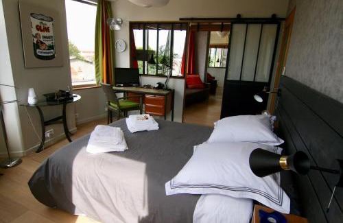 Les Lilas Bed & Breakfast | bibou's room Paris