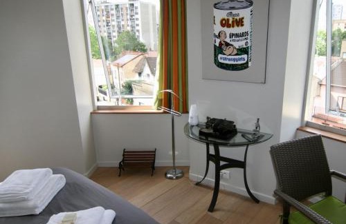 Les Lilas Bed & Breakfast | bibou's room Paris