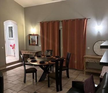 Orange Villa | Bienvenue en provence