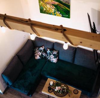 Lutowiska House | Bieszczadzka Miejscówka