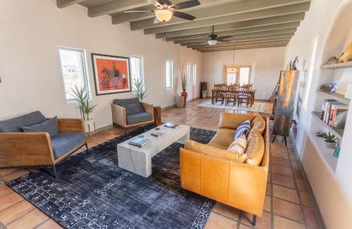Redford House | Big Bend Vacation House - VIEWS