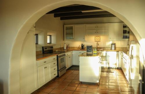 Redford House | Big Bend Vacation House - VIEWS