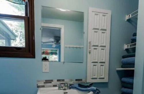 Holton Cottage | Big Blue Lake Cottages, LLC - Cottage #2