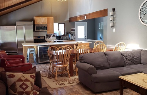 Innsbruck Val Moritz House | Big mountain views for big groups at Ski Granby Ranch! nn