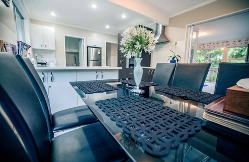 Johnsonville House | big sale was 158 dollars now from 108 dollars