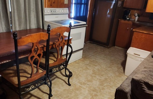 Bynum Hotel | Big Sky Motel