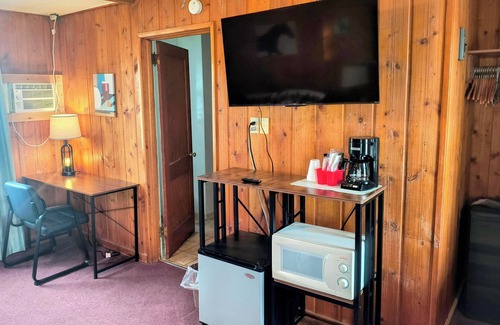 Bynum Hotel | Big Sky Motel