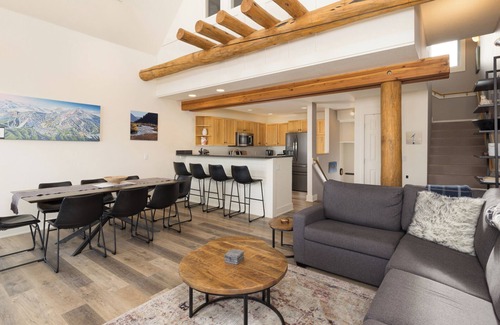 Saddle Ridge House | Big Sky Vacation Rentals: Saddle Ridge I-3