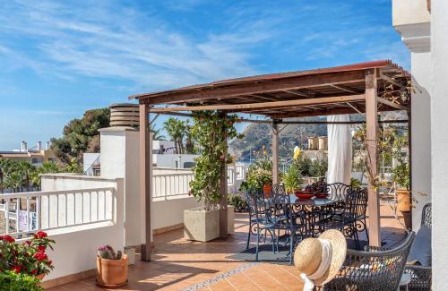 La Herradura Apartment | Big Terrace Retreat and only Steps from Beach & Town