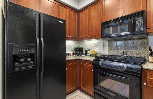 La Quinta Villa | Biggest compliment: comfortable beds, 2 kings waiting for you!