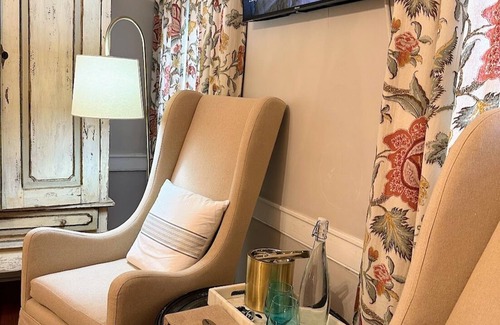 Charleston Historic District Bed & Breakfast | BIJOU, Boutique Inn